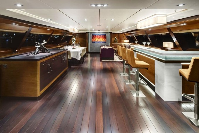 Sailing Yacht Kokomo III - The Deck Saloon